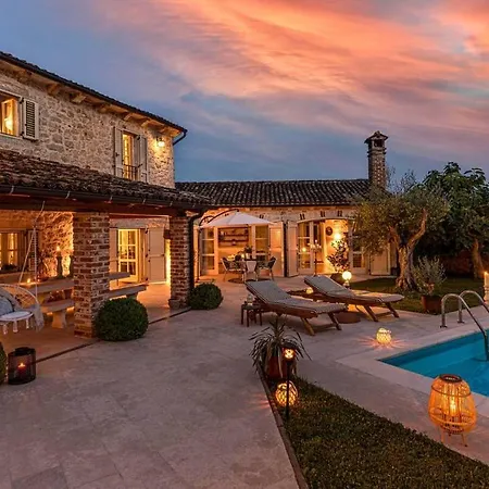 Om Shanti Villa