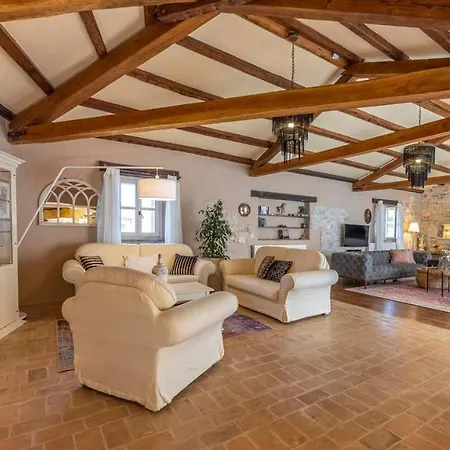 Om Shanti Villa Porec